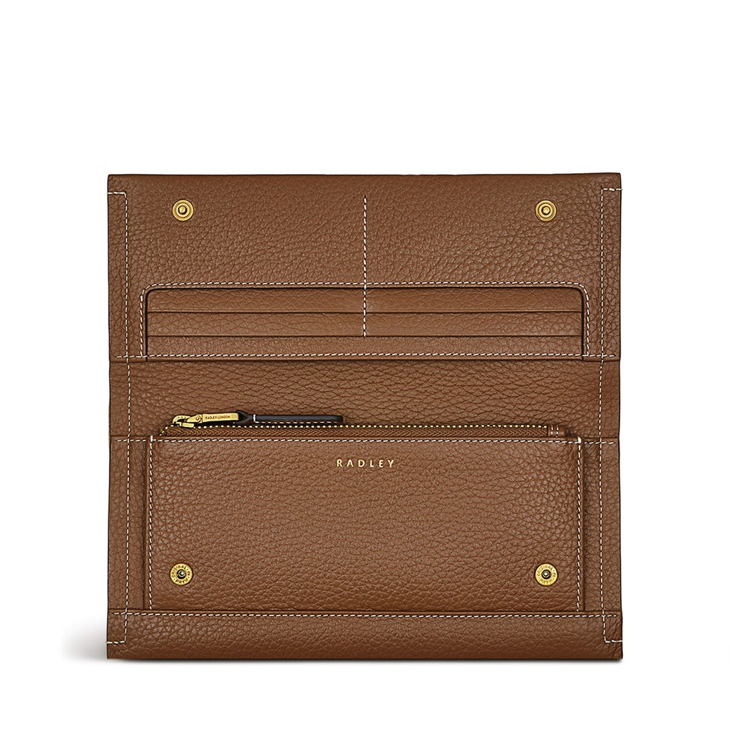 Oak Street Leather Large Flapover Wallet in Saddle - S1881211