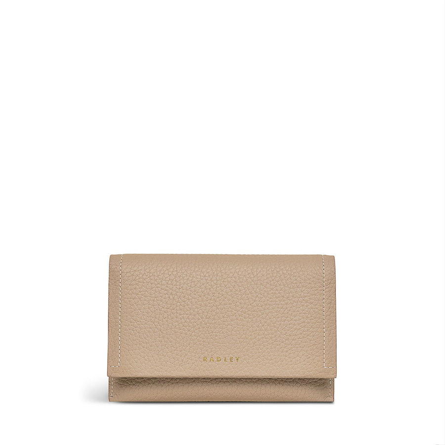 Oak Street Medium Flapover Wallet - ESC10514