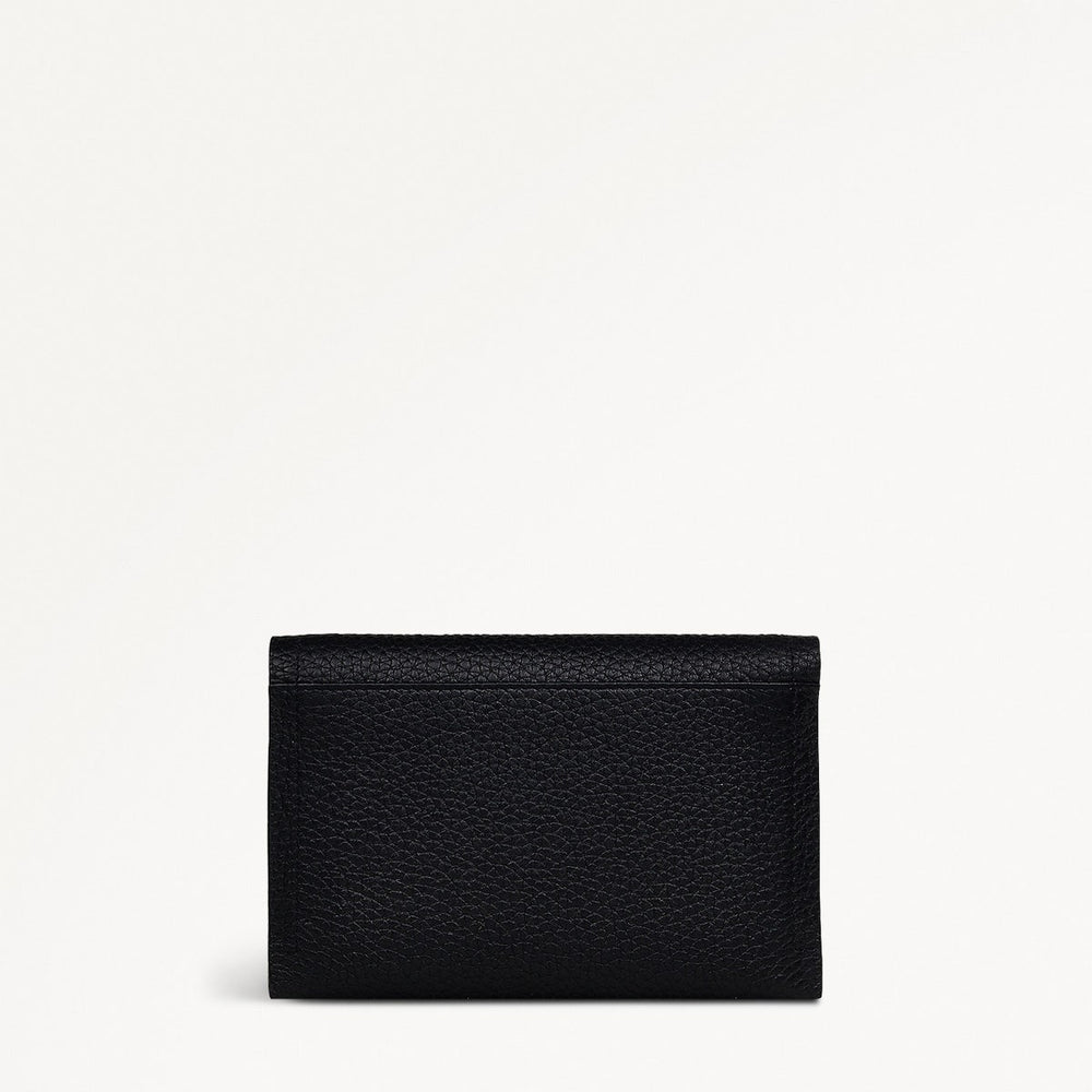 Oak Street Leather Medium Flapover Wallet in Black - S1887001