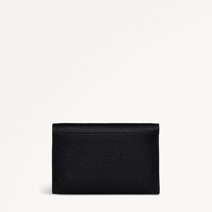 Oak Street Leather Medium Flapover Wallet in Black - S1887001