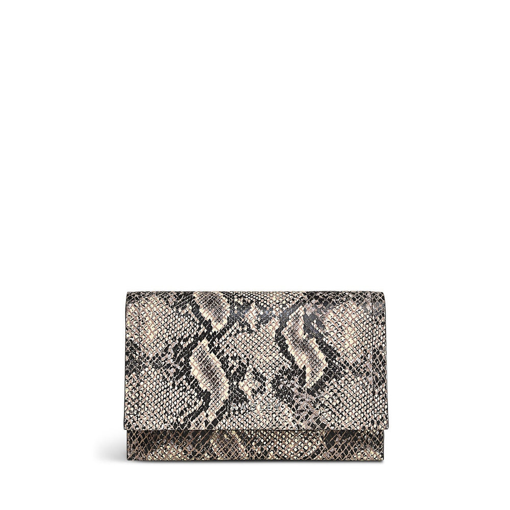 Oak Street Leather Medium Flapover Wallet in Chalk - S1890109