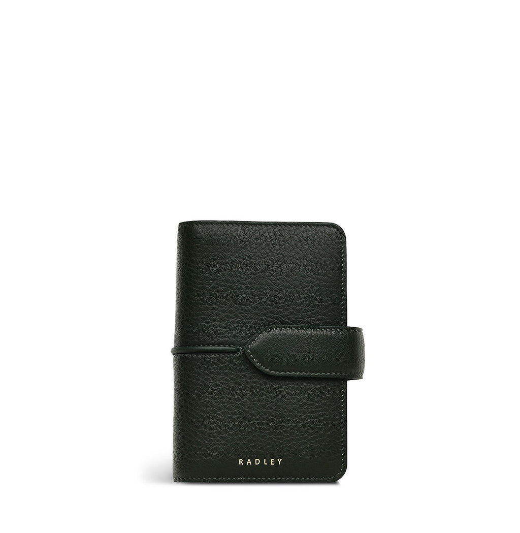 Hillgate Leather Medium Bifold Wallet in Racing Green - S1913302
