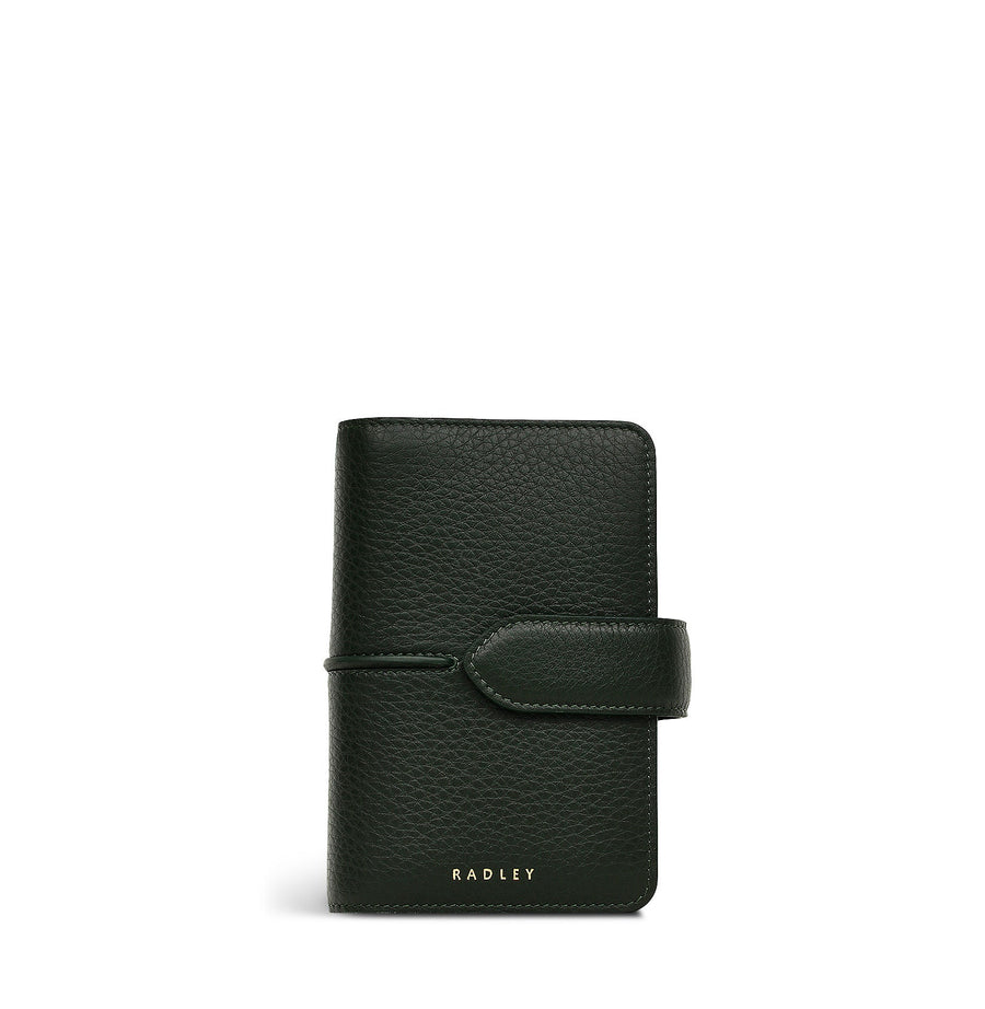 Hillgate Leather Medium Bifold Wallet in Racing Green - S1913302