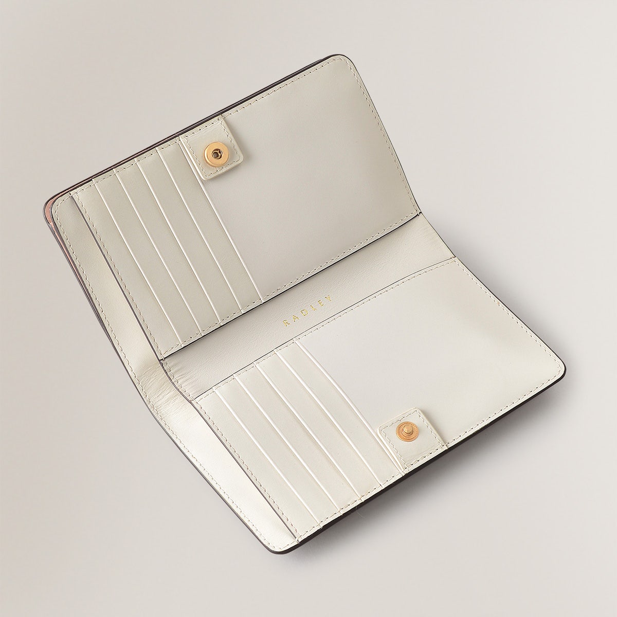 Swanning Around Leather Medium Bifold Wallet in Prairie Pink - S1932688