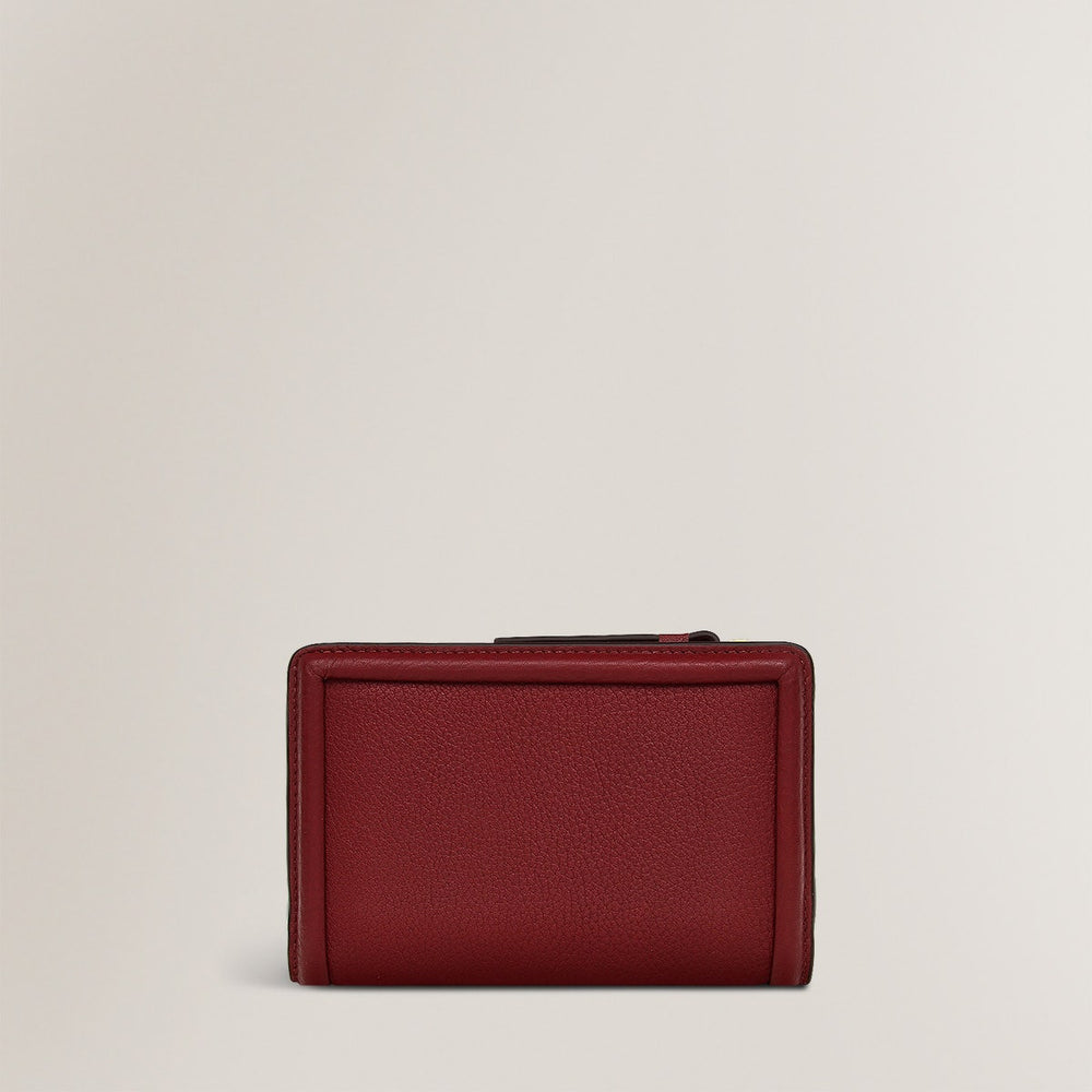 Bexley Street Leather Medium Bifold Wallet in Cranberry - S1955604