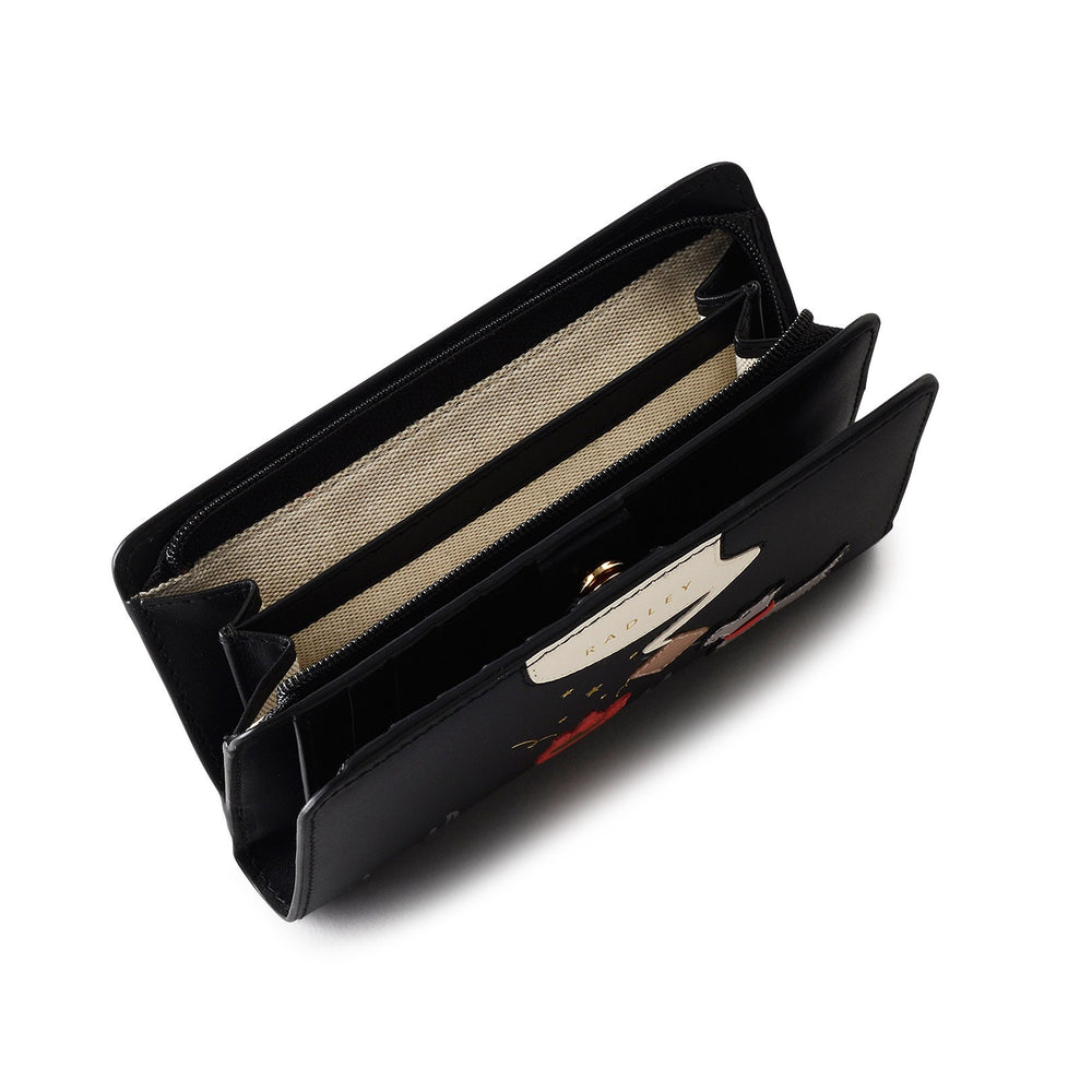 Toasting Marshmallow Leather Medium Bifold Wallet in Black - S1981001