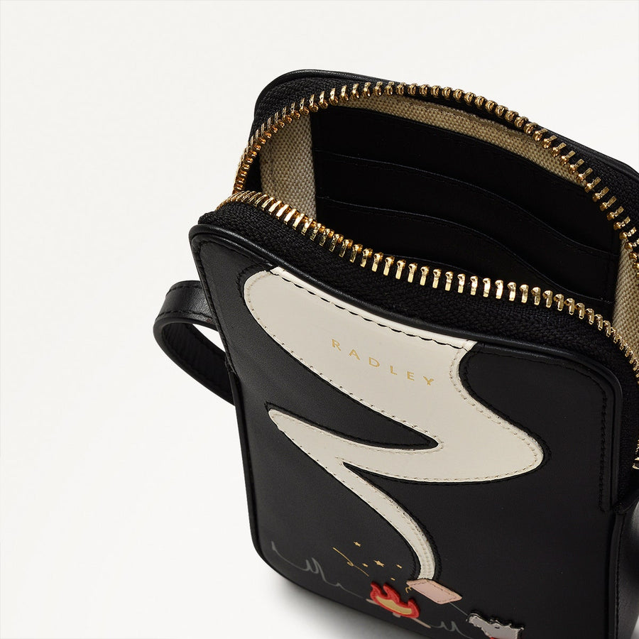 Toasting Marshmallow Leather Medium Zip Around Phone Crossbody in Black - S1985001