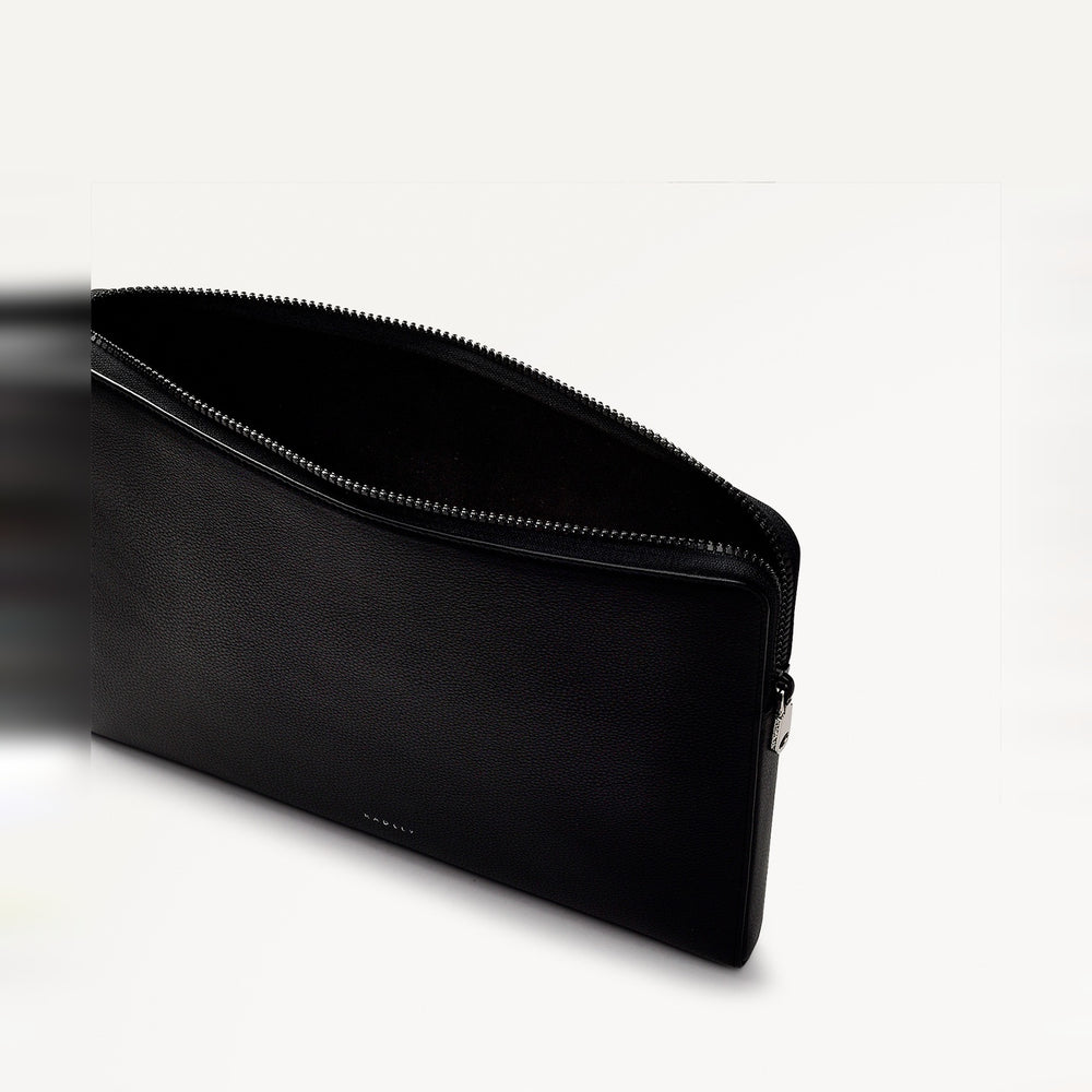 Commute Street Leather Medium Laptop Pouch in Black - S1990001