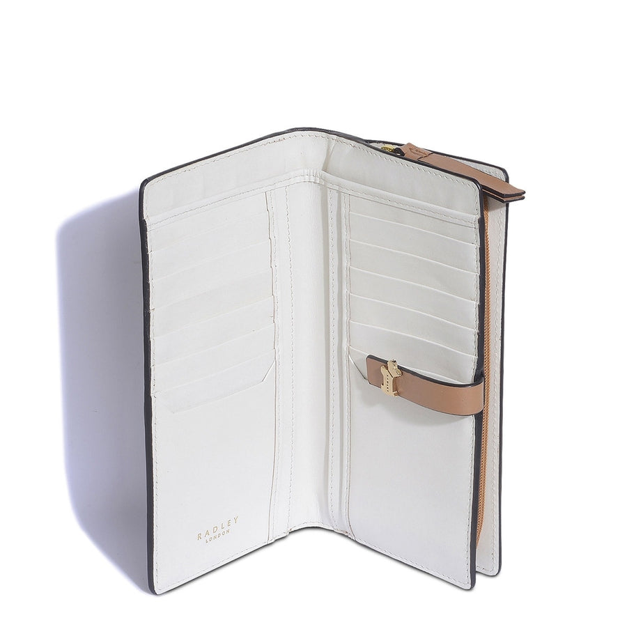 Newick Road Leather Large Bifold Wallet in Dark Butter - S2438260