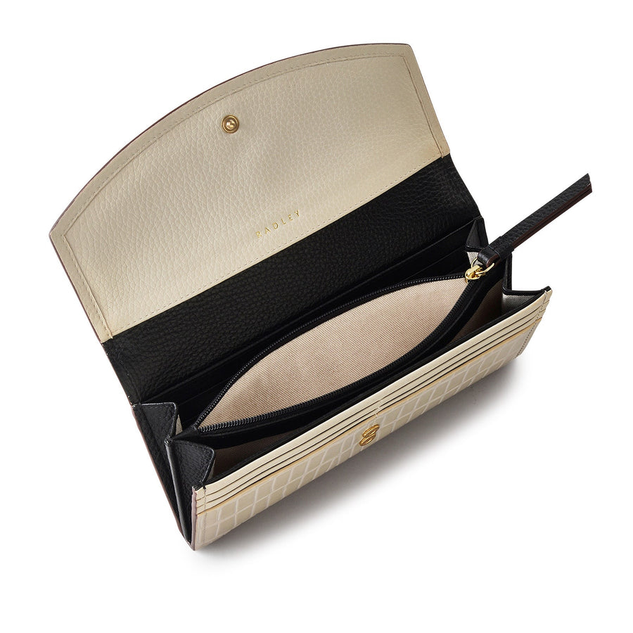 River Road Leather Large Flapover Wallet in Pumice - S246865