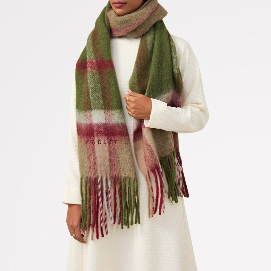 Fluffy Check Fabric Scarf in Pale Silt - S2517275