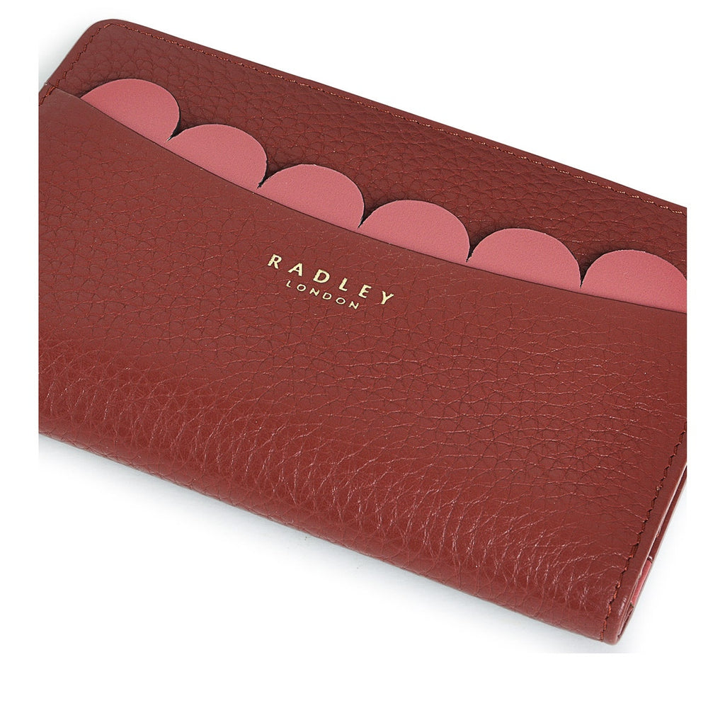 Avery Row Leather Medium Bifold Wallet in Rust - S8350939