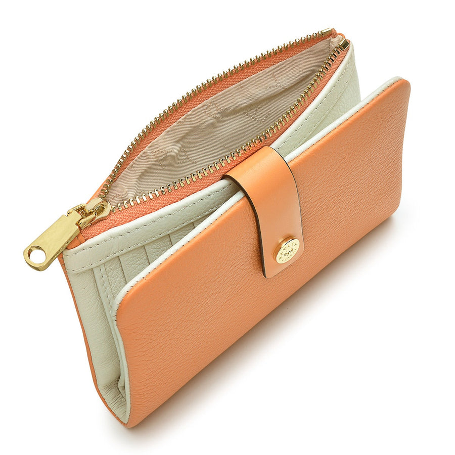 Larkswood 2.0 Leather Medium Bifold Wallet in Apricot - S8850812