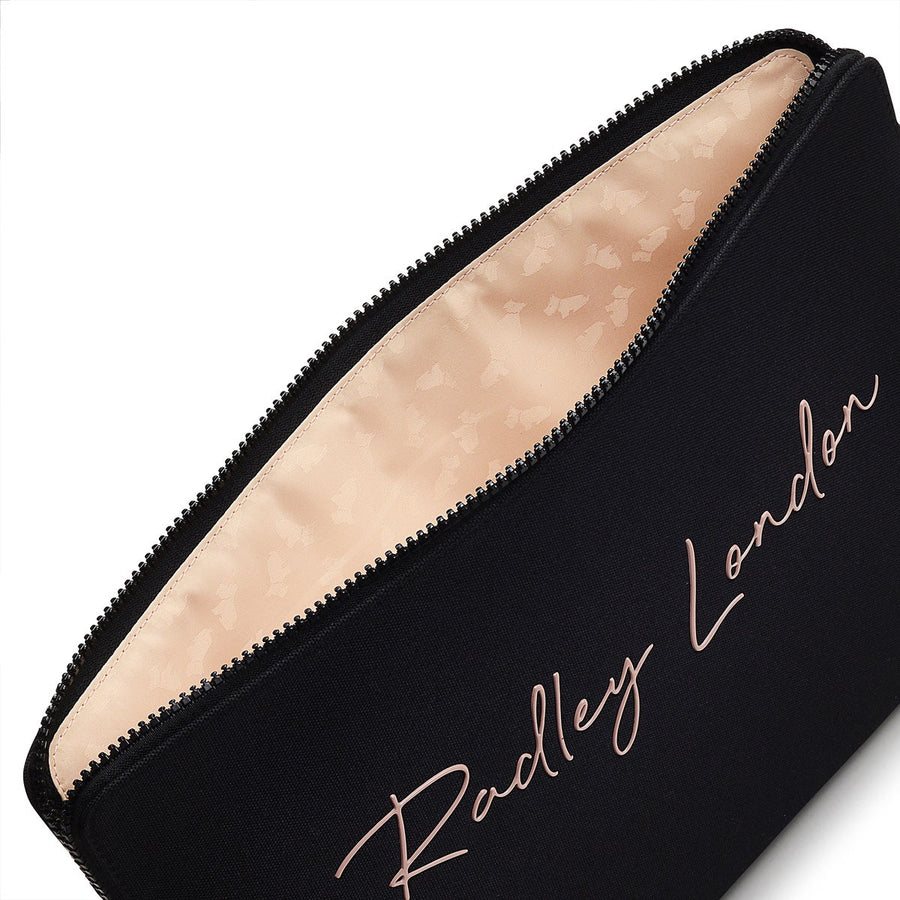 Addison Gardens Fabric Medium Laptop Pouch in Black - S9455001
